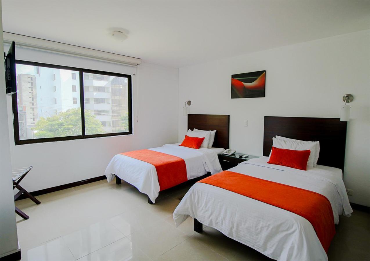 Hotel Pinares Plaza Pereira Exterior photo
