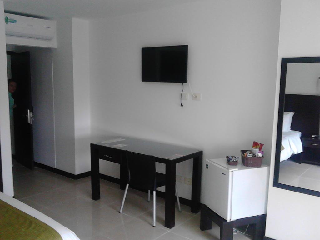 Hotel Pinares Plaza Pereira Exterior photo